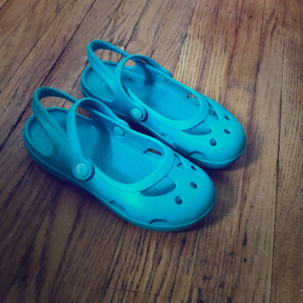 Girls Crocs - cute style! Sz 11 (little kid)